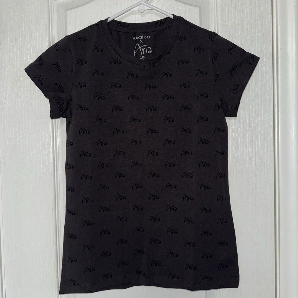 MACEOO Black Aria MGM Casino Embossed Short Sleeve T-Shirt Size Small 2/S
